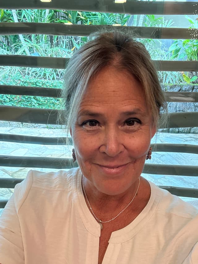 Hollie Souza profile photo